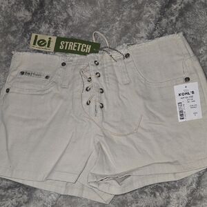 LEI Women's Cream Lace-Up Shorts